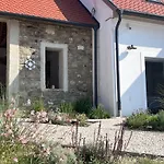 Apartament Hopoka Szentbekkalla